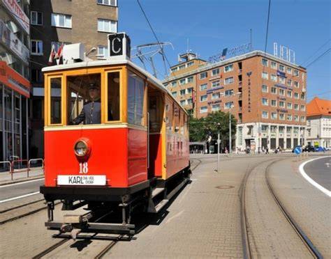 historická električka GANZ č. 104