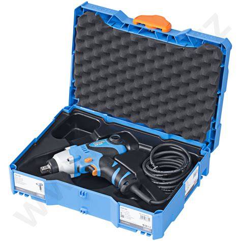 Detailný pohľad na rázový uťahovák Narex ESR 500 s ergonomickým dizajnom