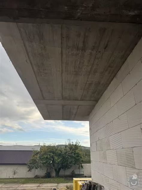 Betónovanie monolitického stropu s výstužou