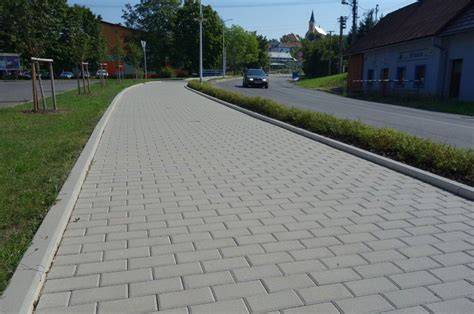 Zámková dlažba a fasádne systémy