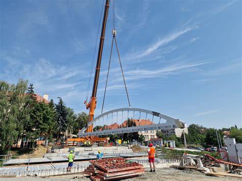 Proces betonáže mostnej konštrukcie