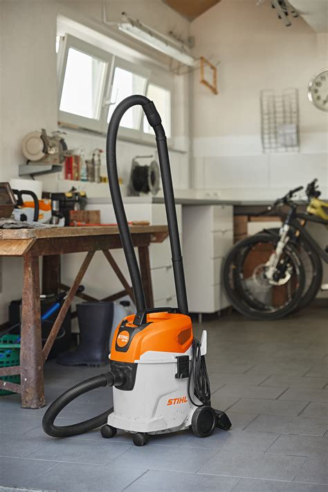 STIHL SE 33 v akcii