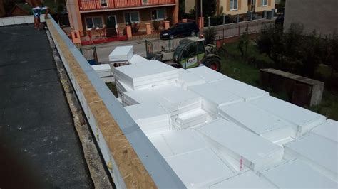 Vizualizácia zateplenej strechy materskej školy