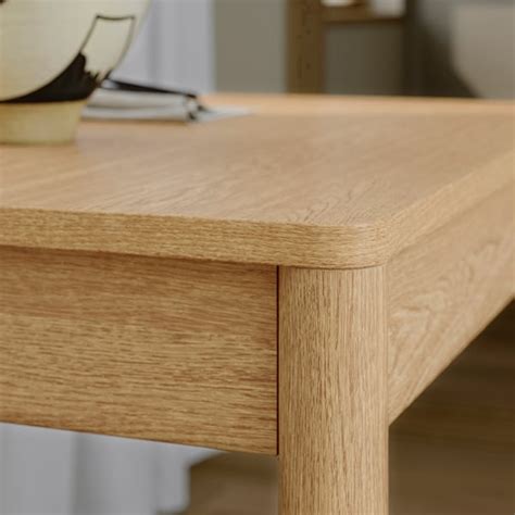 Detailný záber na povrchovú úpravu strešnej škridly Terran EVO