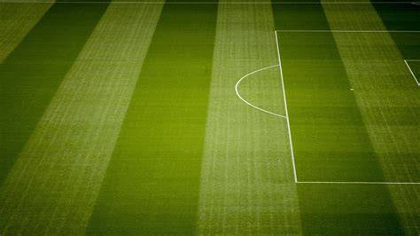 Pohľad na zrekonštruovaný futbalový trávnik