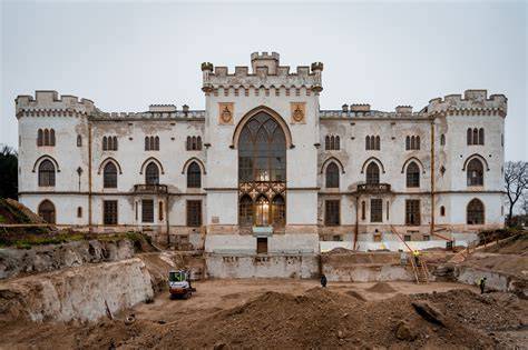 Vizualizácia obnoveného Kaštieľa v Rusovciach