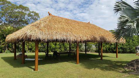 Bali Hut s tradičnou strechou z palmových listov