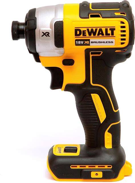DeWALT DCF887N v akcii