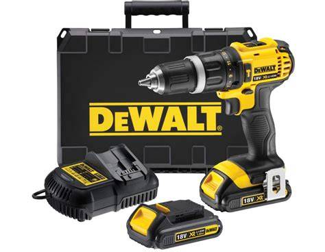 DeWalt DCD996 aku vŕtačka pri náročnej práci