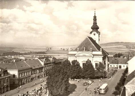 Historické fotografie vápenky a starej kompy v Nezbudskej Lúčke