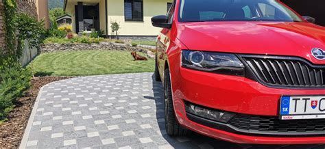 Spokojní zákazníci Milotec s autodoplnkami Škoda