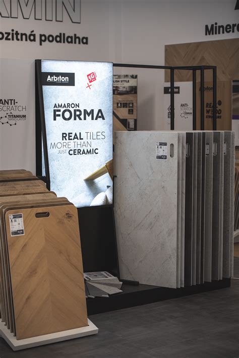 Schéma vrstvenia a zloženia minerálnej kompozitnej podlahy CERAMIN