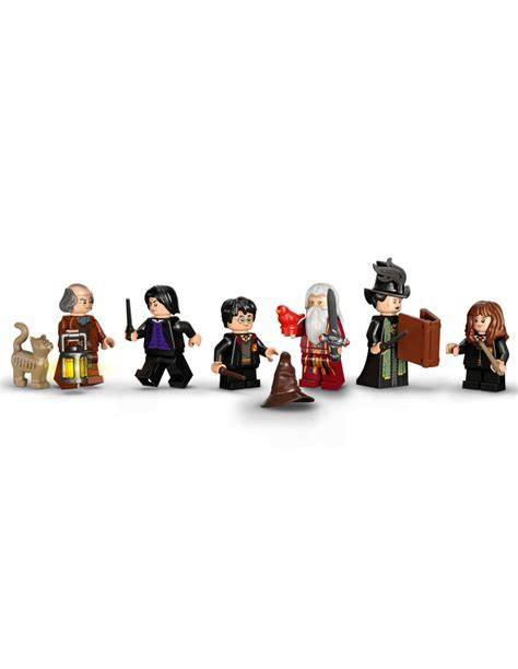 Zostava minifigúrok a model Rokfortu