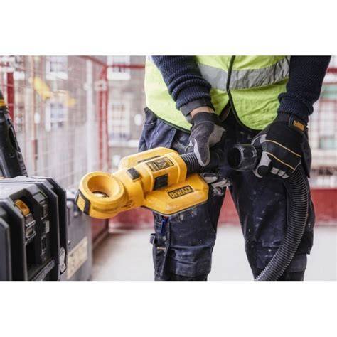 Systém odsávania prachu na zrovnávačke DeWalt