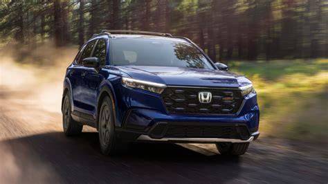 Schéma porovnania vaní do kufra podľa generácie Honda CR-V