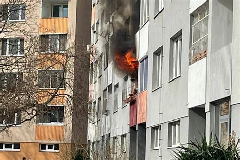 Požiar zateplenej fasády bytového domu