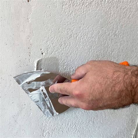 Detail aplikácie stierky na sadrokartónové dosky