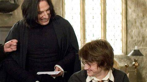 Profesor Snape vyučuje elixíry