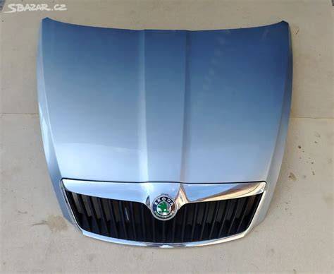 Kapota Škoda Octavia II pohľad zdola