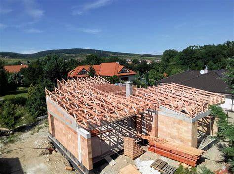 Rôzne typy drevených strešných konštrukcií a reziva