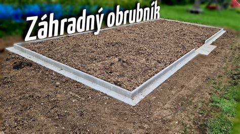 Inštalácia záhradného obrubníka pre štrkovú cestu