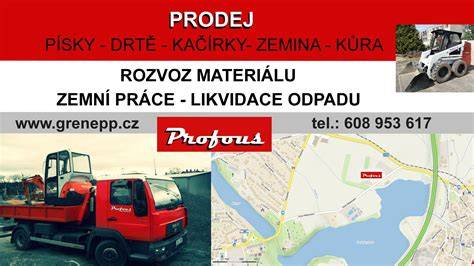 Hromada riečneho štrku pripravená na odvoz