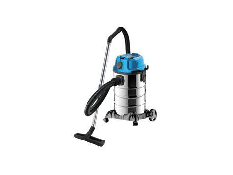 Priemyselný vysávač Proteco 1200W v dielni