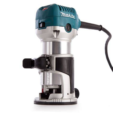 Recenzie používateľov Makita RT0700C