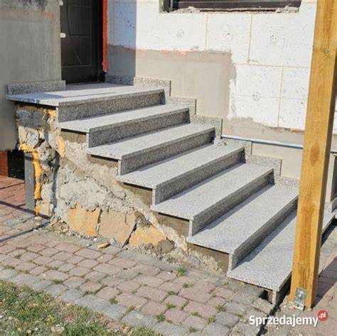 Kamenárske výrobky - schody, dosky, parapety
