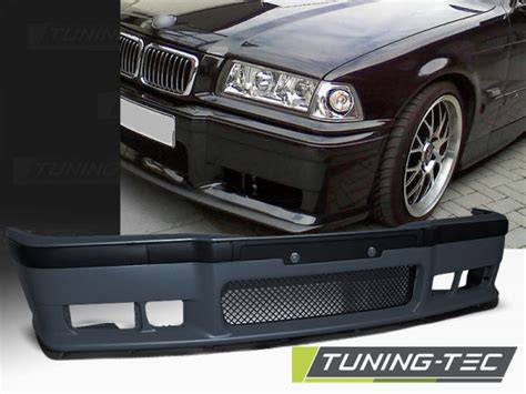 BMW E36 predný nárazník s M-paket lištami a hmlovkami