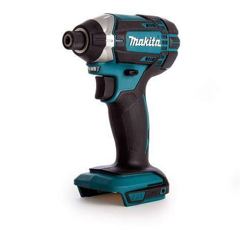 Makita DTD152Z v akcii