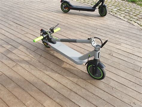 Mechanizmus výsuvného stola v rozloženom stave