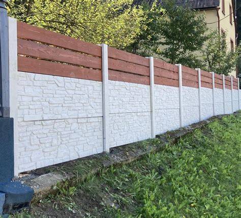 Detail štruktúry benátskeho štuku s rôznymi odtieňmi