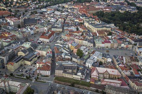 Mapa s vyznačenými miestami študijných pobytov Doc. Váňu (Rím, Paríž, Olomouc)