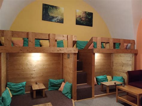 Zosilňovacie pásy a piliere pod klenbou