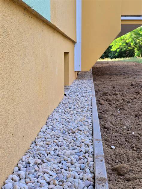 Detail technológie fasádnych omietok proti vlhkosti