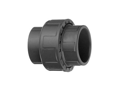 Spojenie PVC potrubia s murivom
