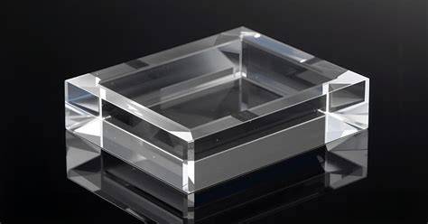 Vlastnosti akrylátu Lucite