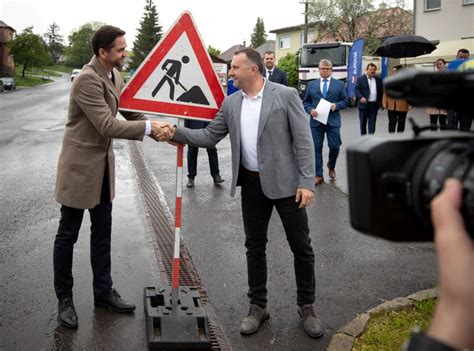 Cesta II/527 v Senohrade po rekonštrukcii