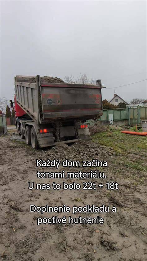Mechanizmy sadania a dotvarovania základov