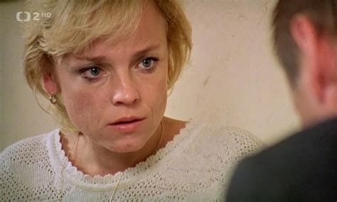 Veronika Jeníková v mladosti a súčasnosti