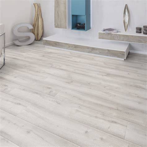 Detailná schéma vrstiev laminátovej podlahy Kaindl Masterfloor