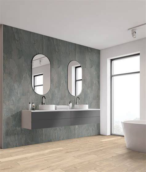 Pohľad na interiér s veľkoplošným obkladom Rocko Wall System