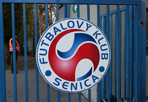 Historická fotografia futbalového štadióna FK Senica