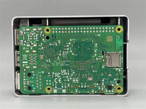 Ilustrácia Raspberry Pi s FLIRC USB
