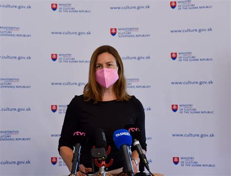 Koláž obnovených pamiatok financovaných programom Obnovme si svoj dom