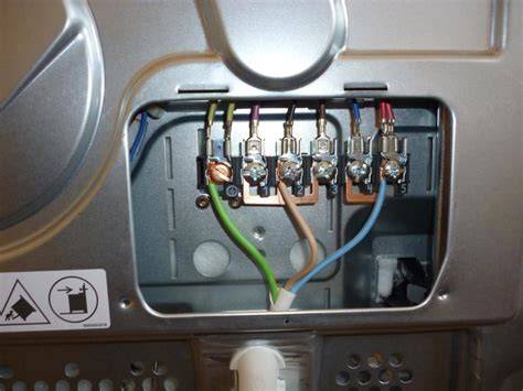 Schéma elektrického zapojenia pre hybridný sporák