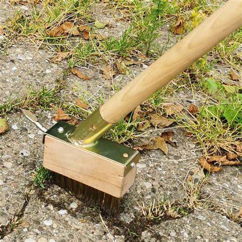 Základné nástroje na čistenie dlažby