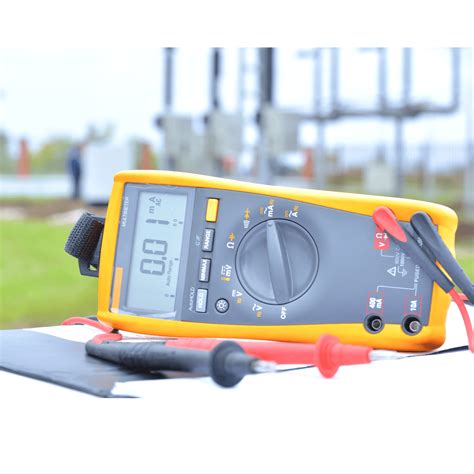 Multimeter merajúci odpor ohrievača kotla