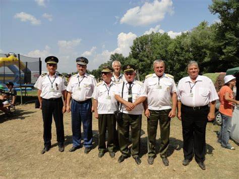 Scéna z rekonštrukcie Bojov na Hrone s dobovou výstrojou a uniformami